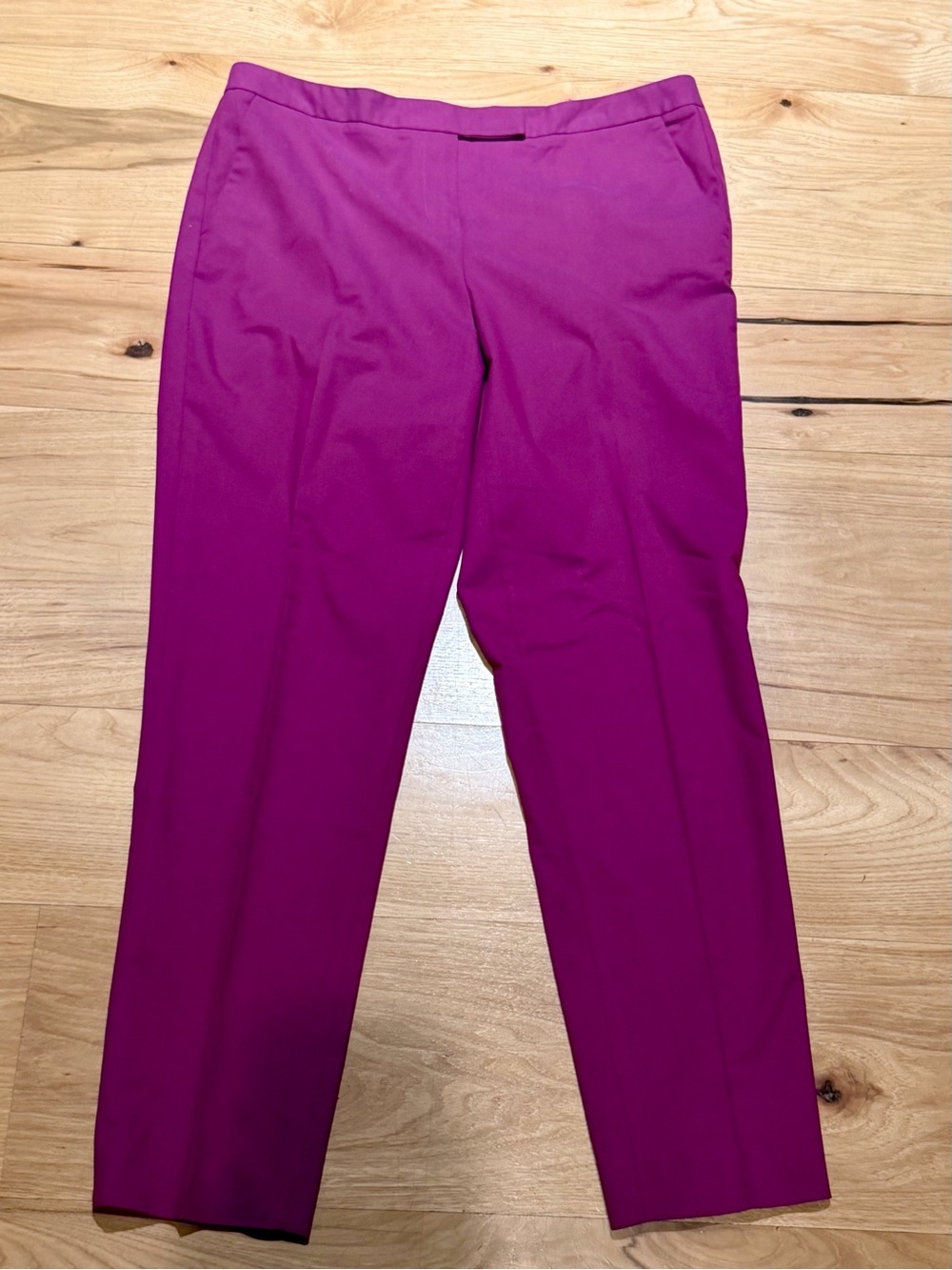 Classiques Entier Women’s Dress Pants in Vibrant Fuchsia